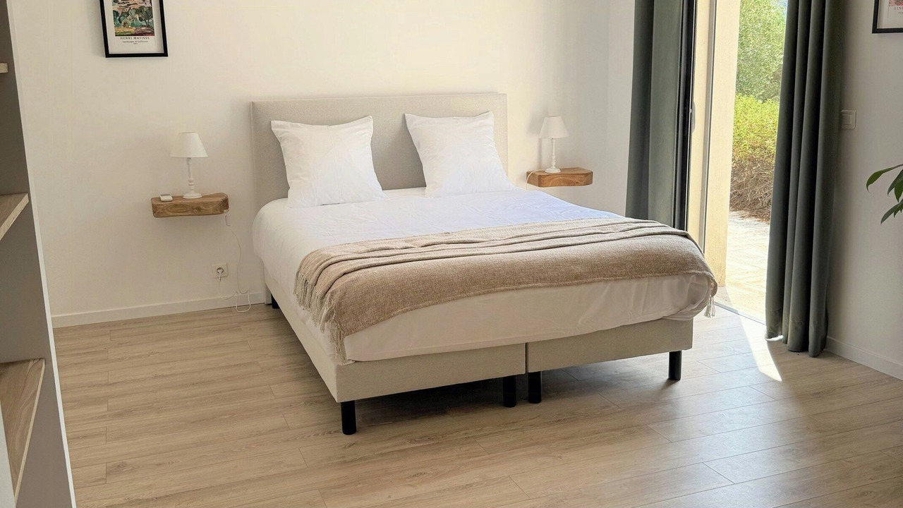 Photo of Bedroom in Eyguieres