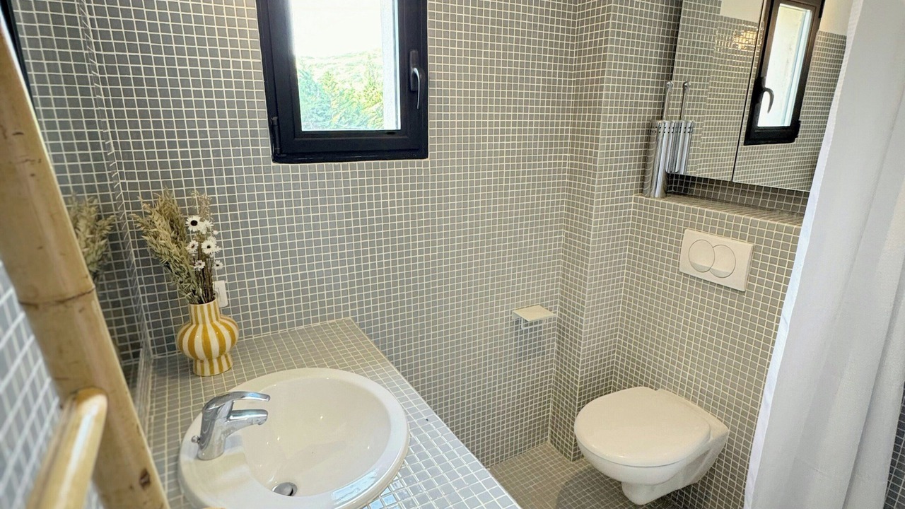 Photo of Bathroom in Eyguieres