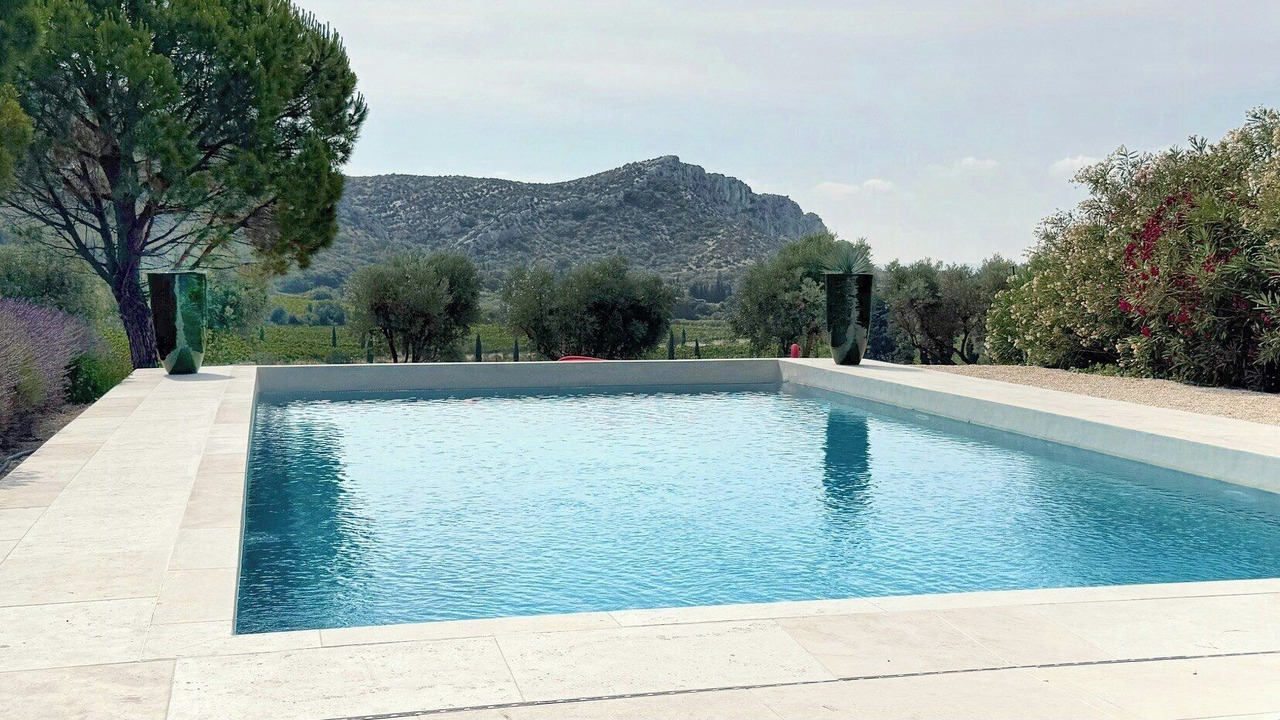 Photo of Outdoor in Eyguieres