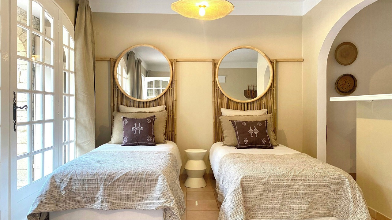 Photo of Bedroom in Cornillon-Confoux
