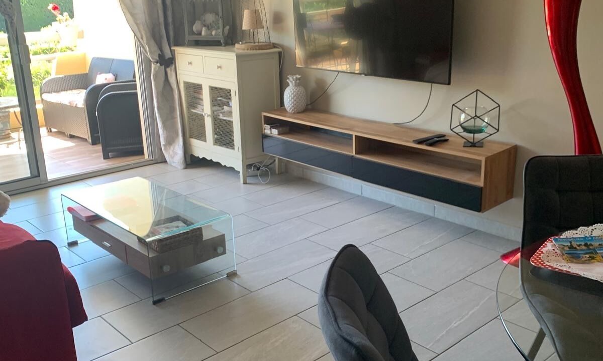 Photo of Livingroom in Mandelieu-La-Napoule