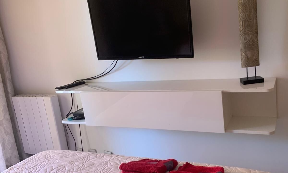 Photo of Bedroom in Mandelieu-La-Napoule