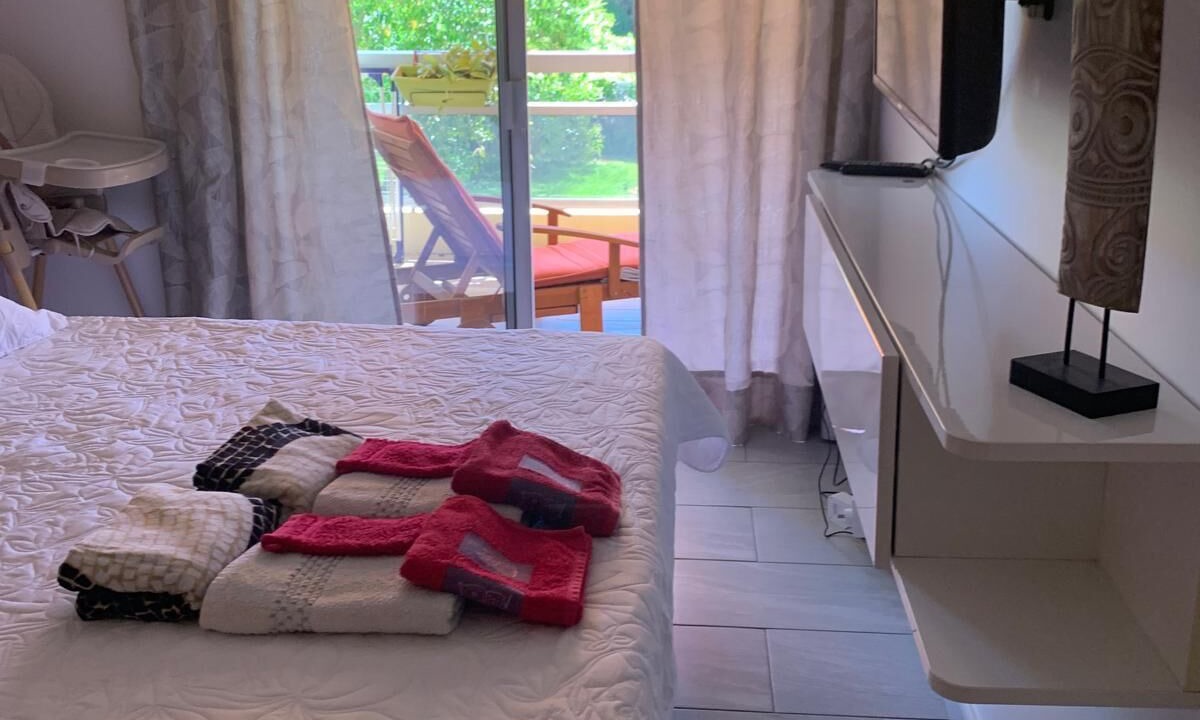 Photo of Bedroom in Mandelieu-La-Napoule