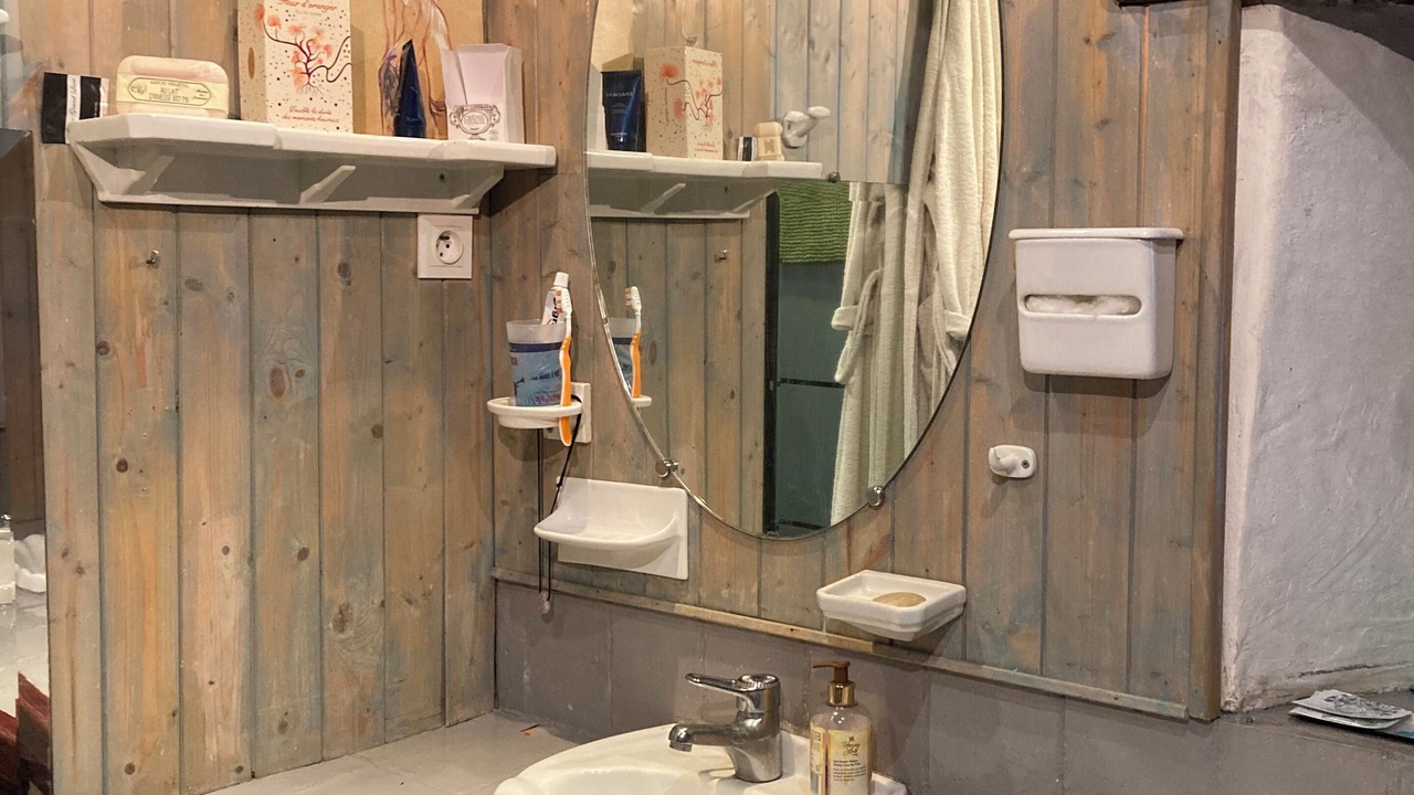 Photo of Bathroom in Villars-Colmars