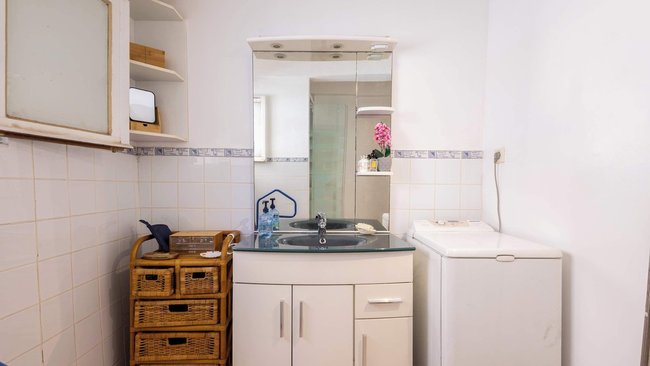 Photo of Bathroom in Villeneuve-les-Beziers