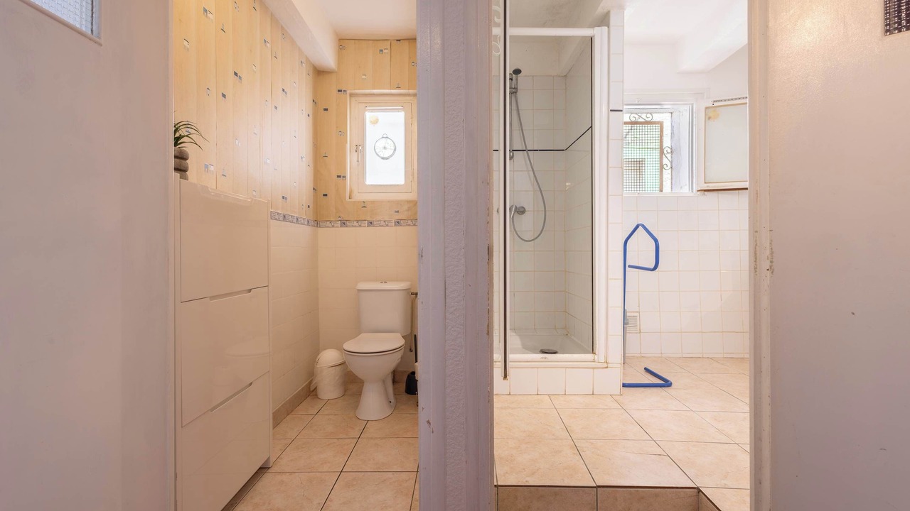 Photo of Bathroom in Villeneuve-les-Beziers