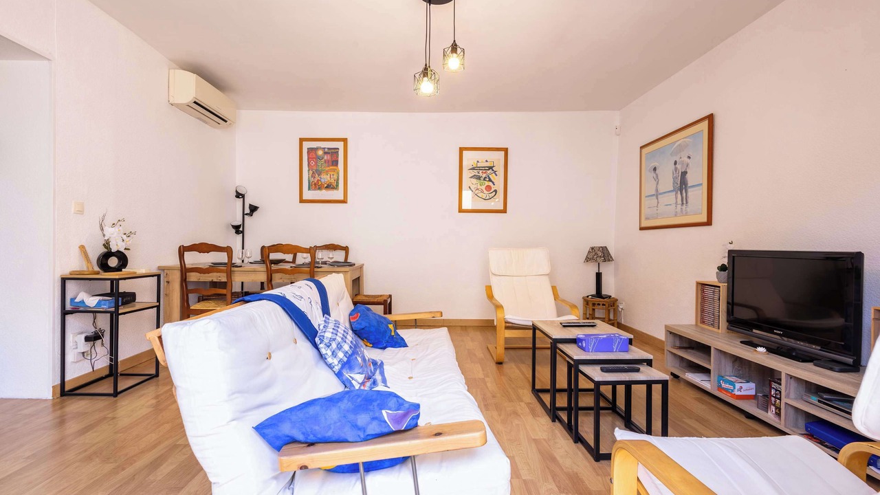 Photo of Livingroom in Villeneuve-les-Beziers