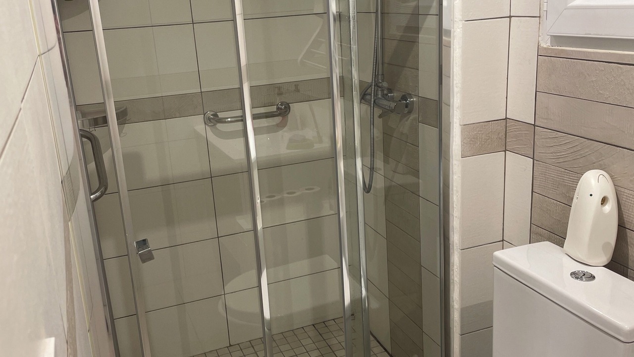 Photo of Bathroom in Mimet