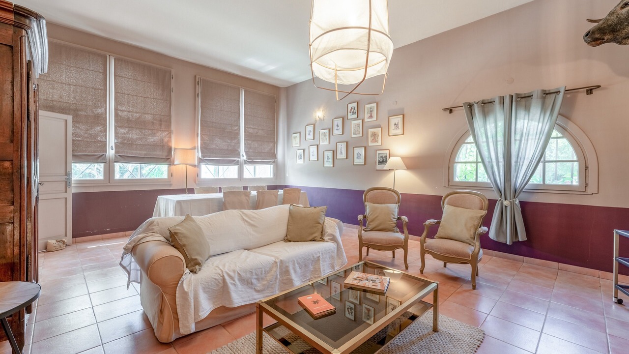 Photo of Livingroom in Saint-Etienne-du-Gres