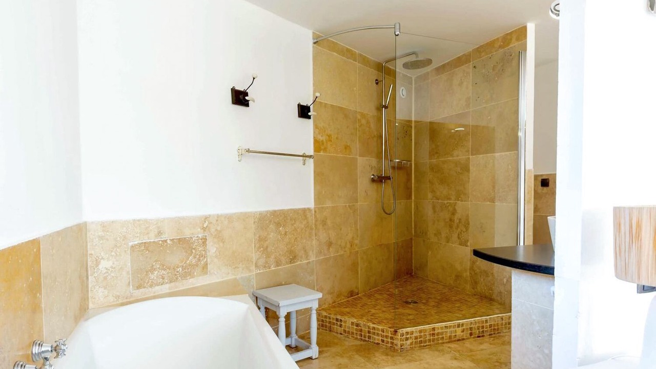 Photo of Bathroom in Bonnieux
