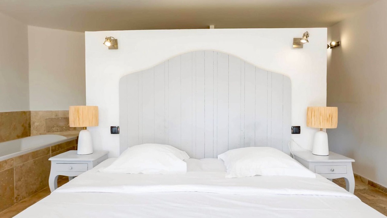 Photo of Bedroom in Bonnieux