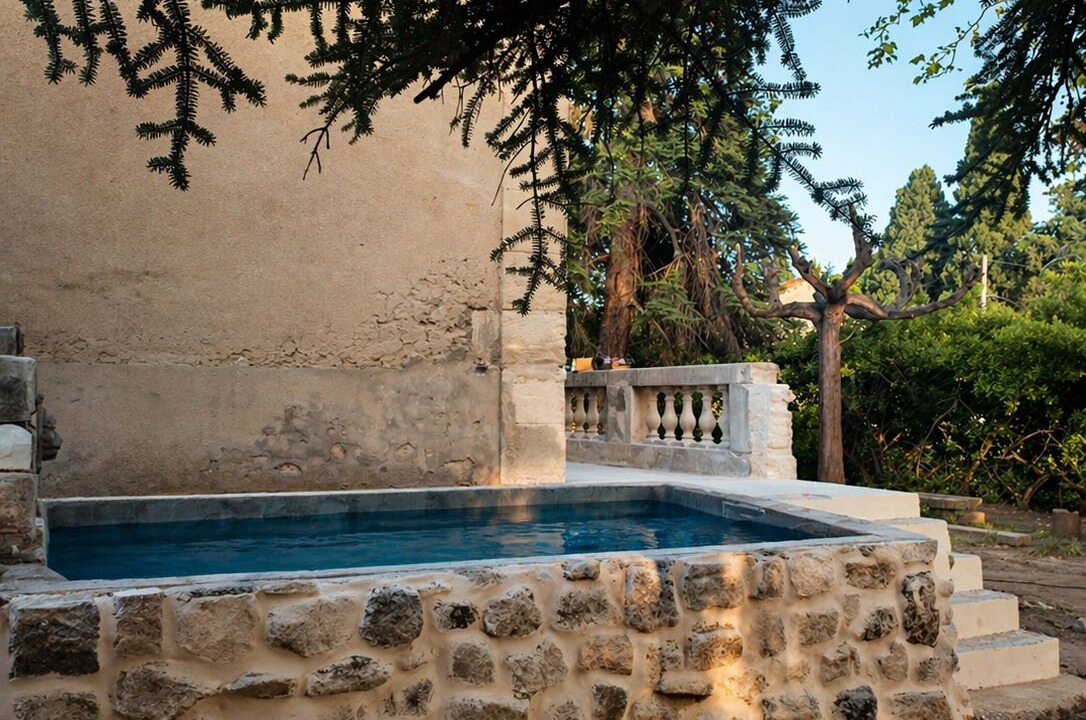 Photo of Outdoor in Beaucaire