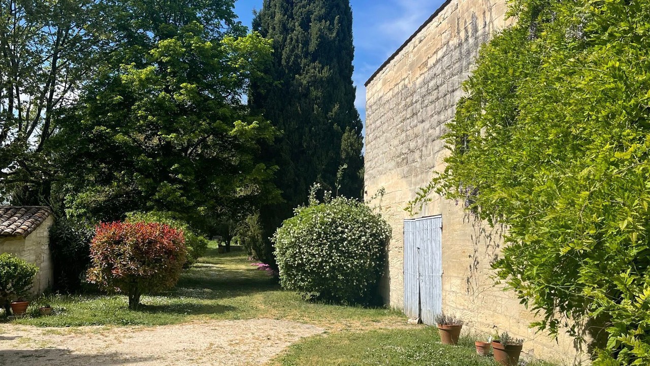 Photo of Outdoor in Beaucaire