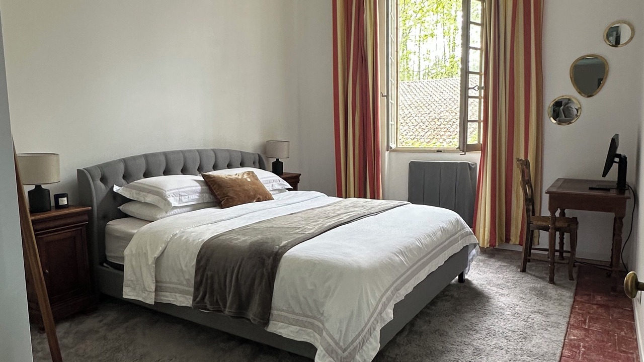 Photo of Bedroom in Beaucaire