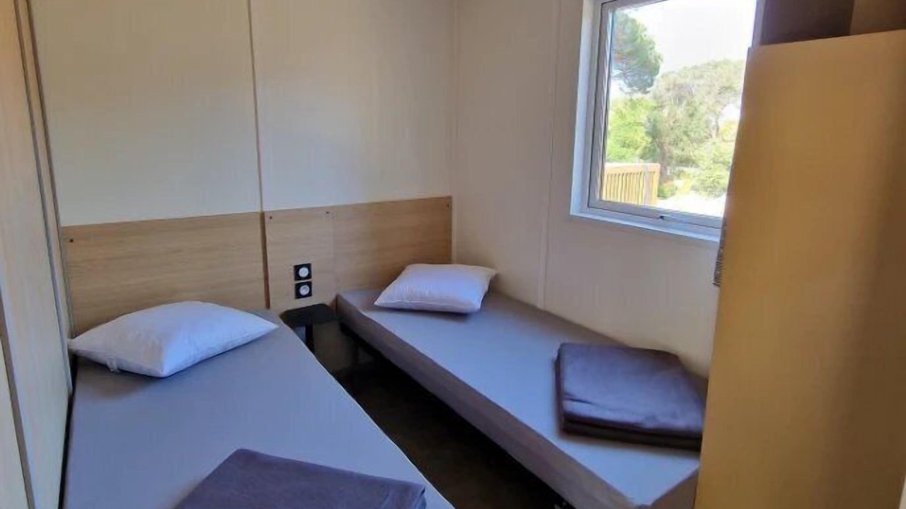 Photo of Bedroom in Mandelieu-La-Napoule