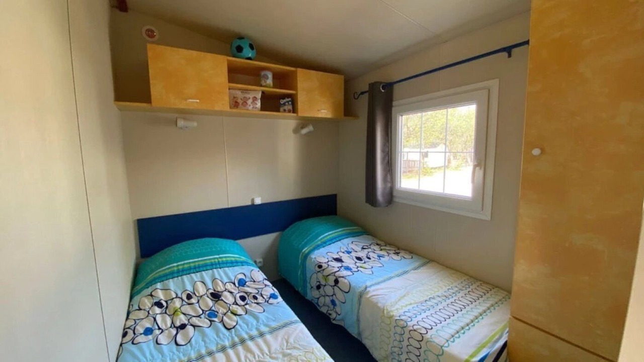 Photo of Bedroom in Bauduen