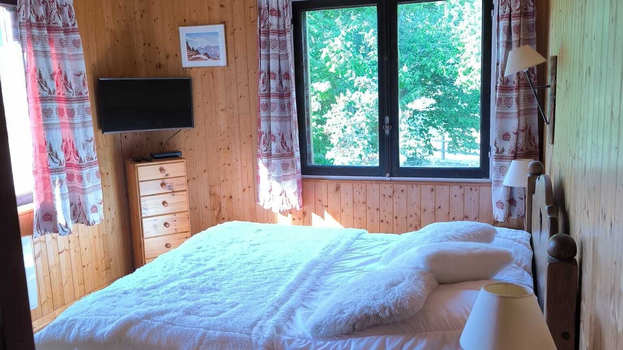 Photo of Bedroom in Saint-Martin-Vesubie