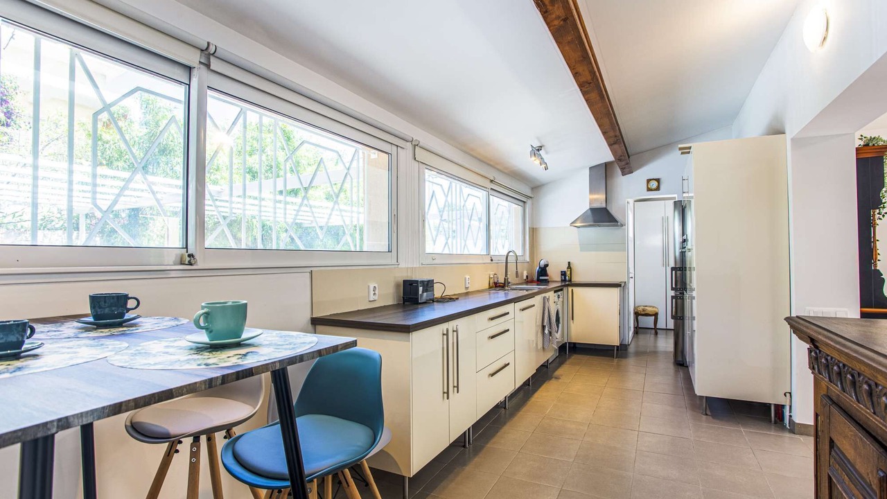 Photo of Kitchen in La Valette-du-Var