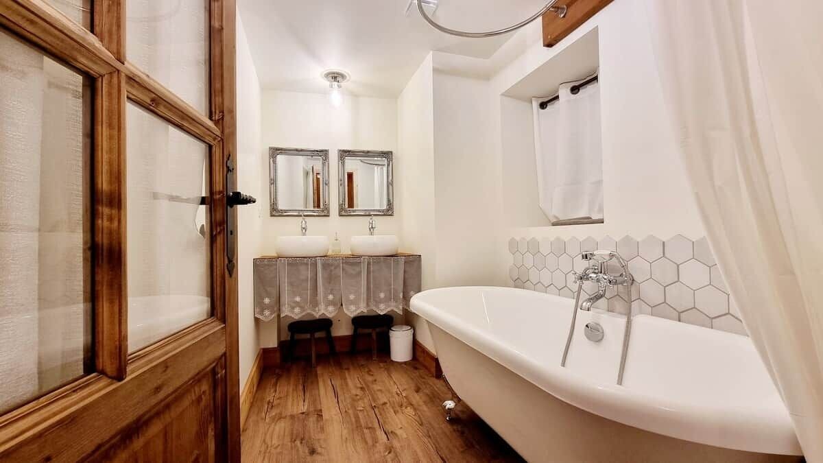 Photo of Bathroom in Arvieux