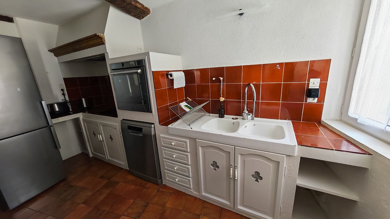 Photo of Kitchen in Entrevennes
