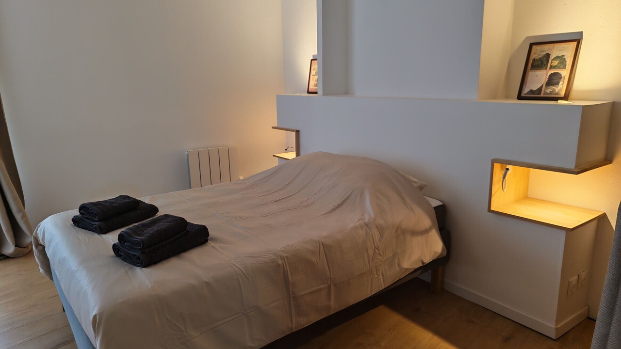 Photo of Bedroom in Entrevennes