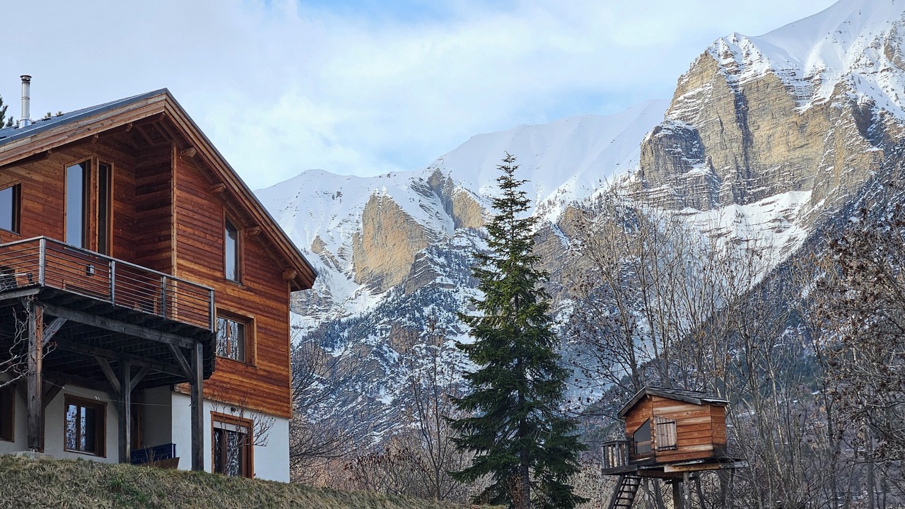 Photo of Outdoor in Chateauroux-les-Alpes