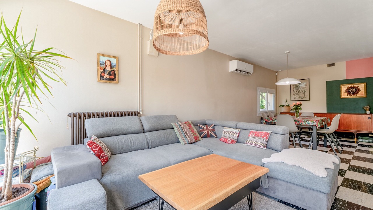 Photo of Livingroom in Taillades