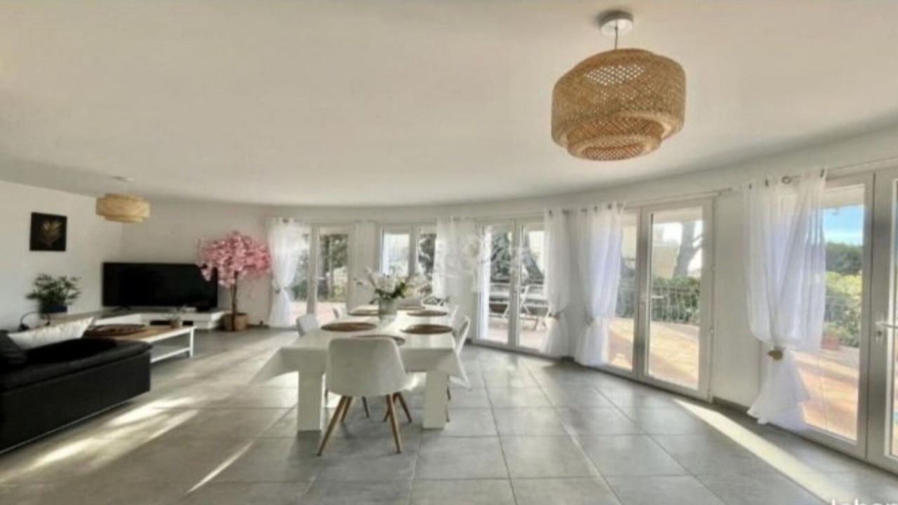 Photo of Livingroom in Bandol