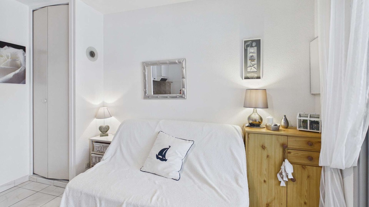 Photo of Bedroom in Marseillan Plage