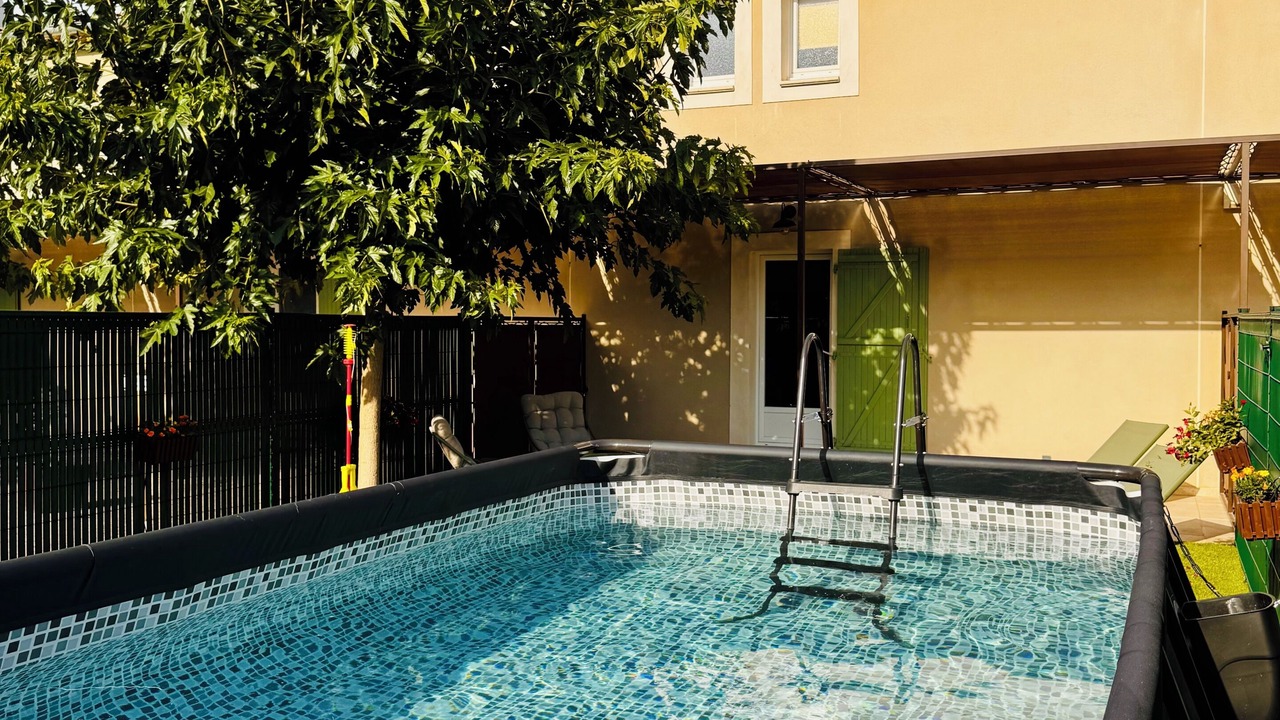 Photo of Outdoor in Molleges