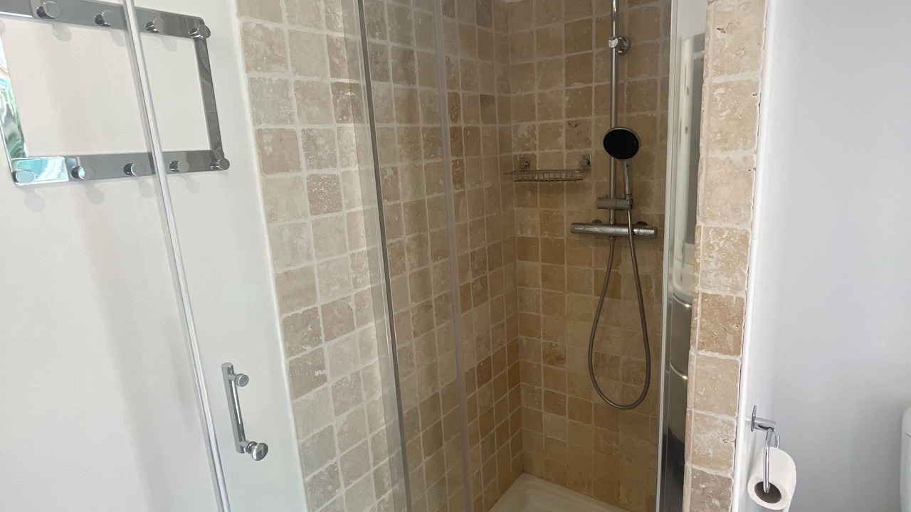 Photo of Bathroom in Capestang