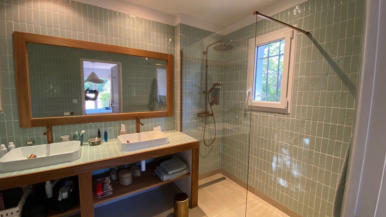 Photo of Bathroom in Ramatuelle