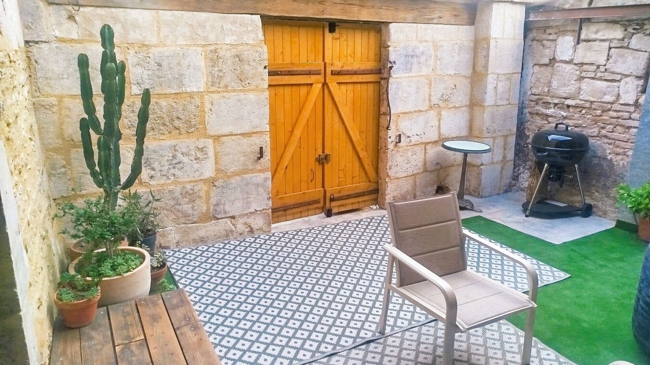 Photo of Patio Balcony in Bellegarde