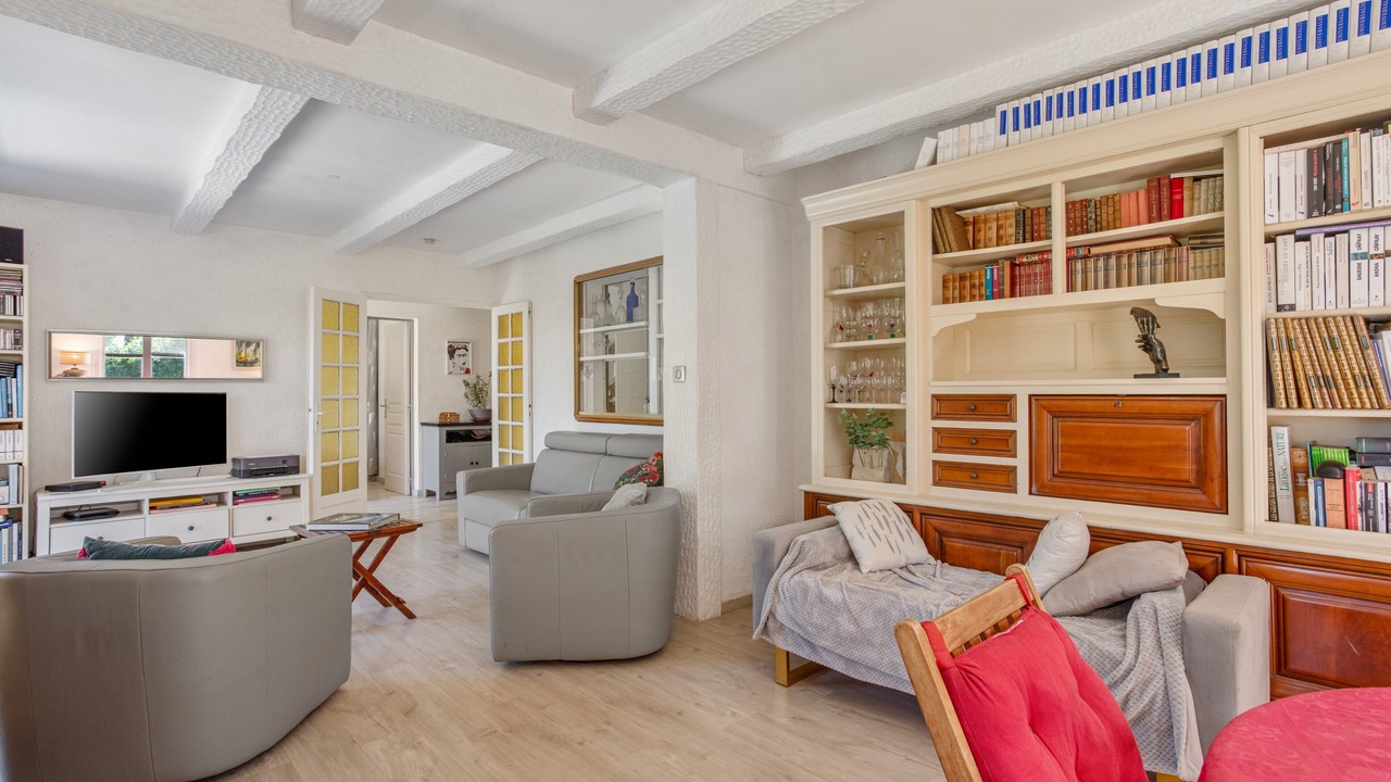 Photo of Livingroom in Le Val