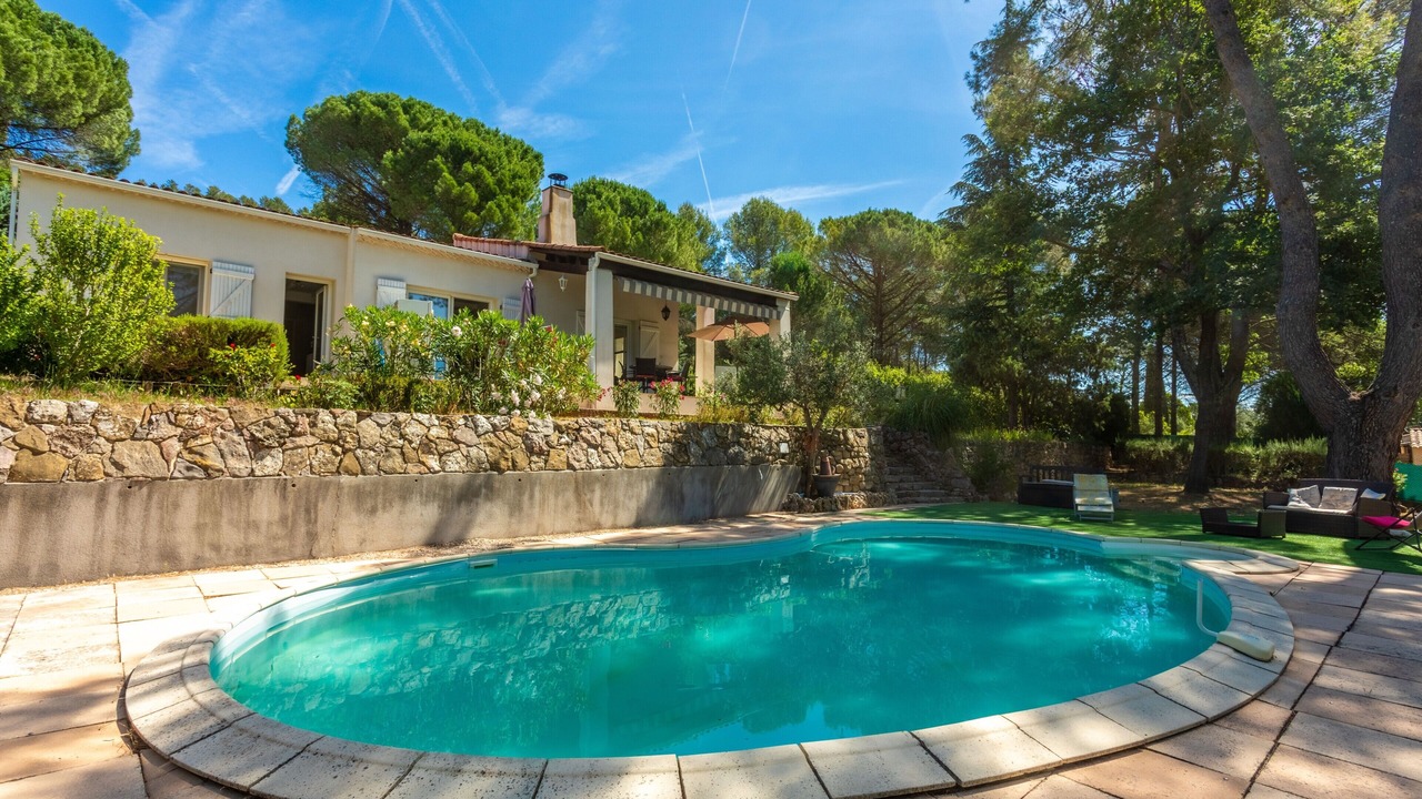 Photo of Outdoor in Le Val
