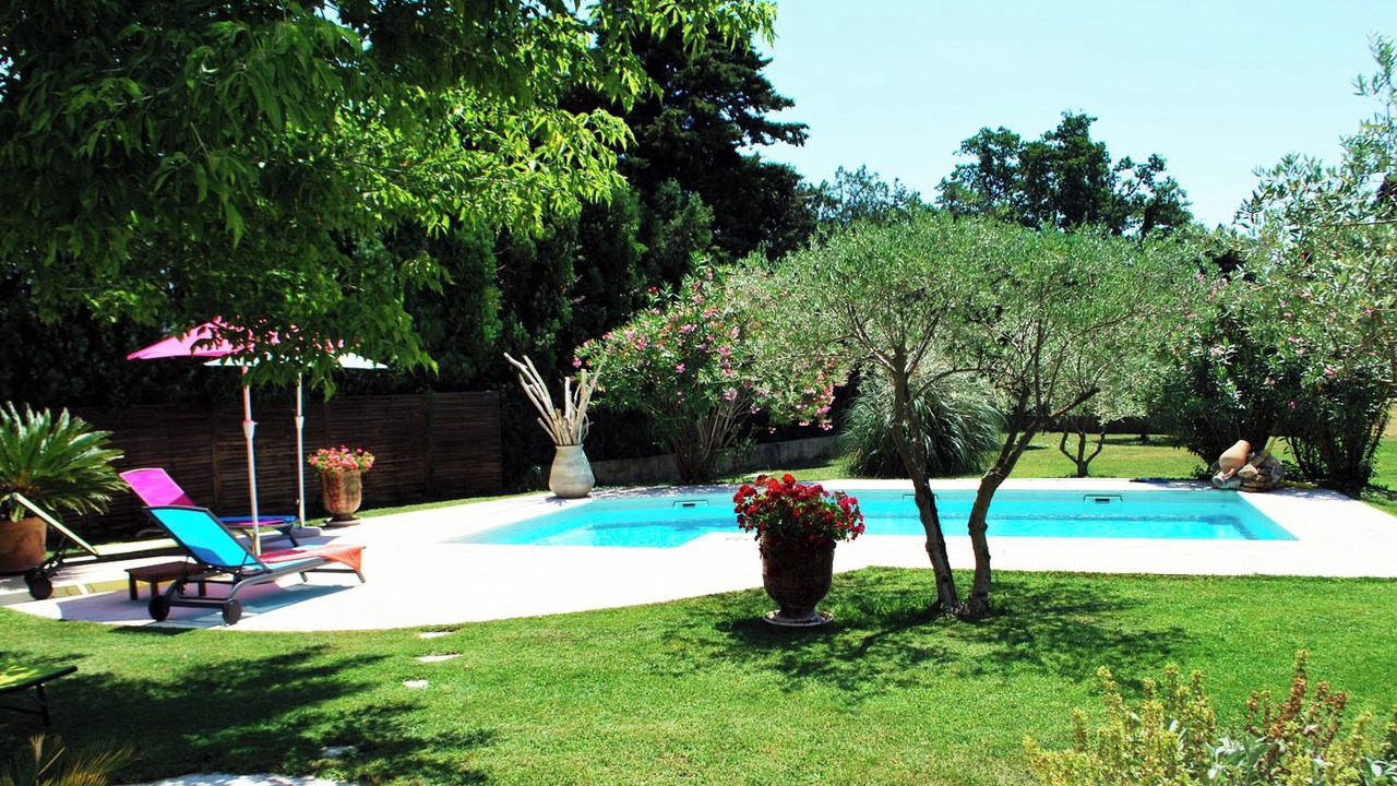 Photo of Outdoor in Sorgues