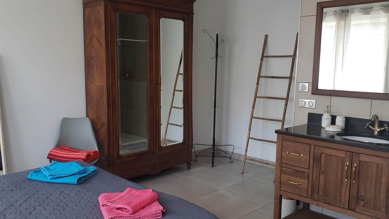 Photo of Bedroom in Palavas-les-Flots