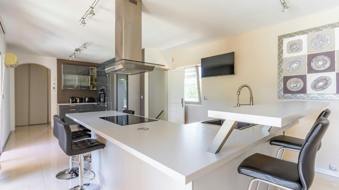 Photo of Kitchen in La Crau