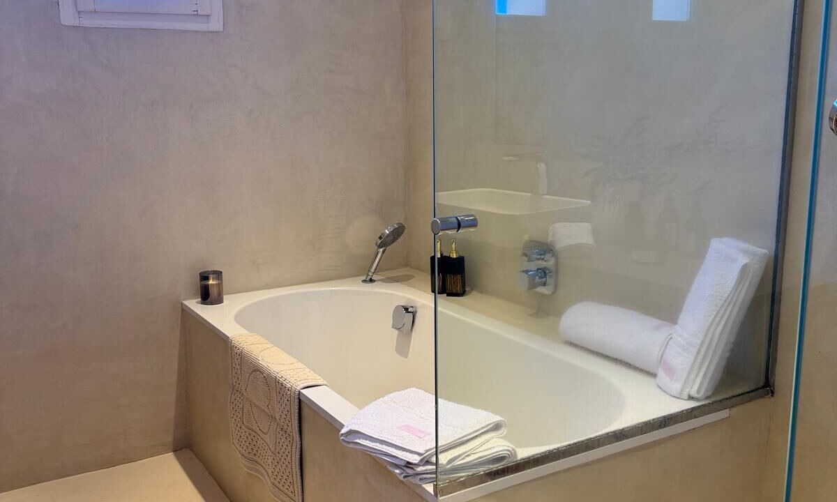 Photo of Bathroom in Ramatuelle
