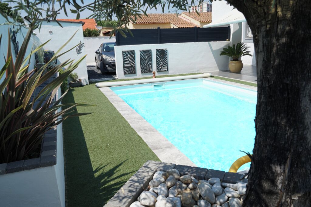 Photo of Outdoor in Saint-Mitre