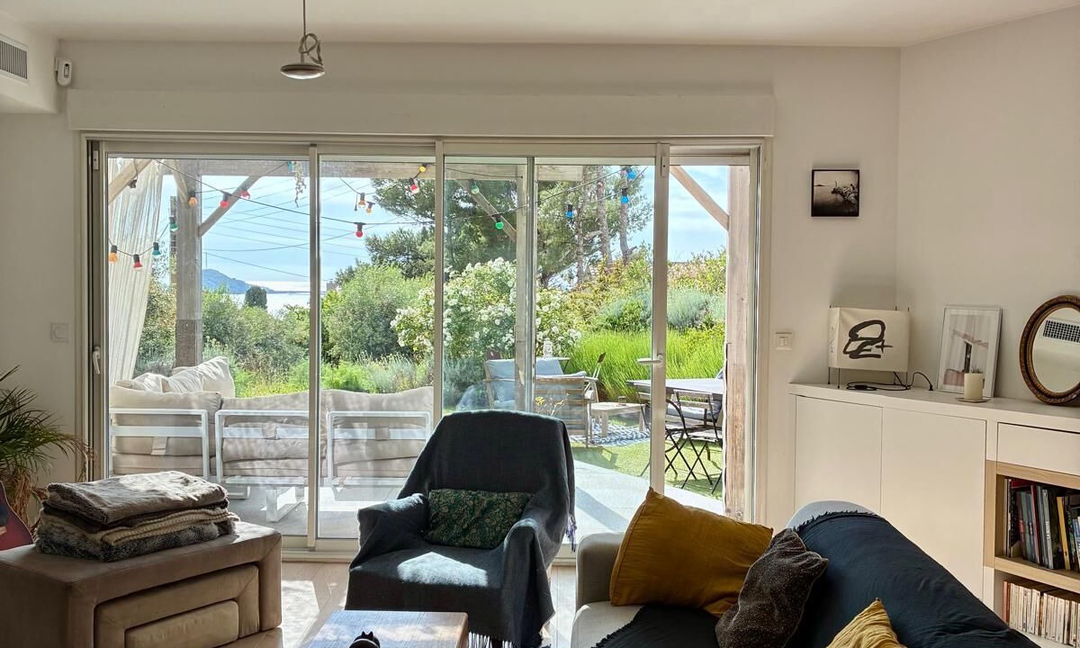 Photo of Livingroom in Endoume