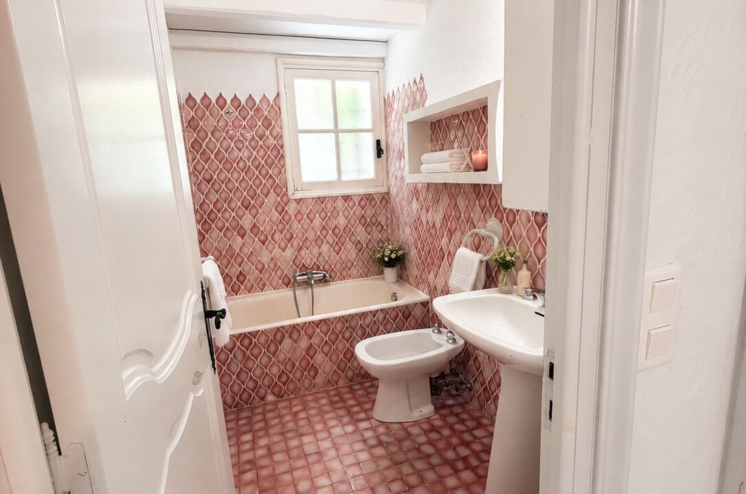 Photo of Bathroom in Ramatuelle