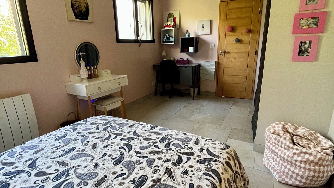 Photo of Bedroom in Gemenos