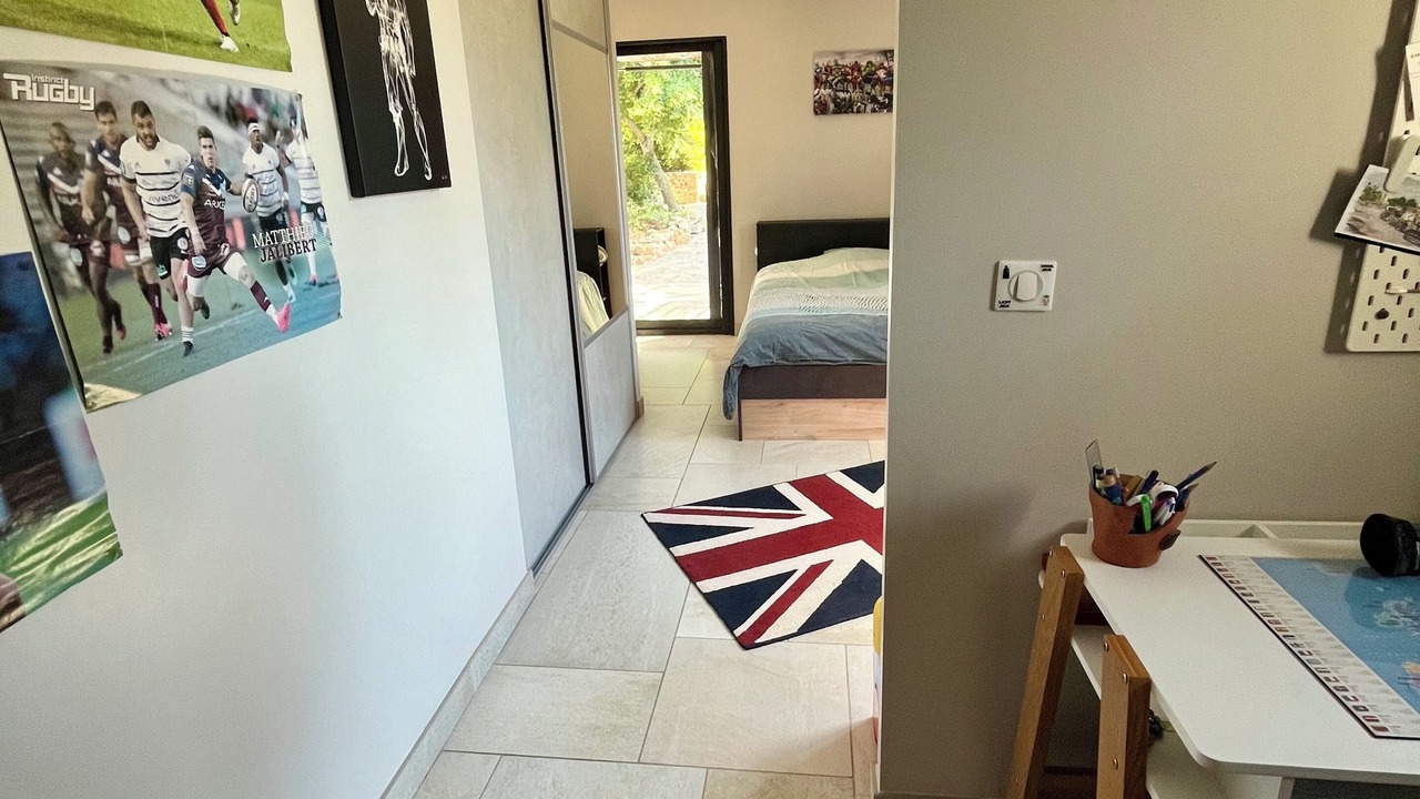 Photo of Bedroom in Gemenos