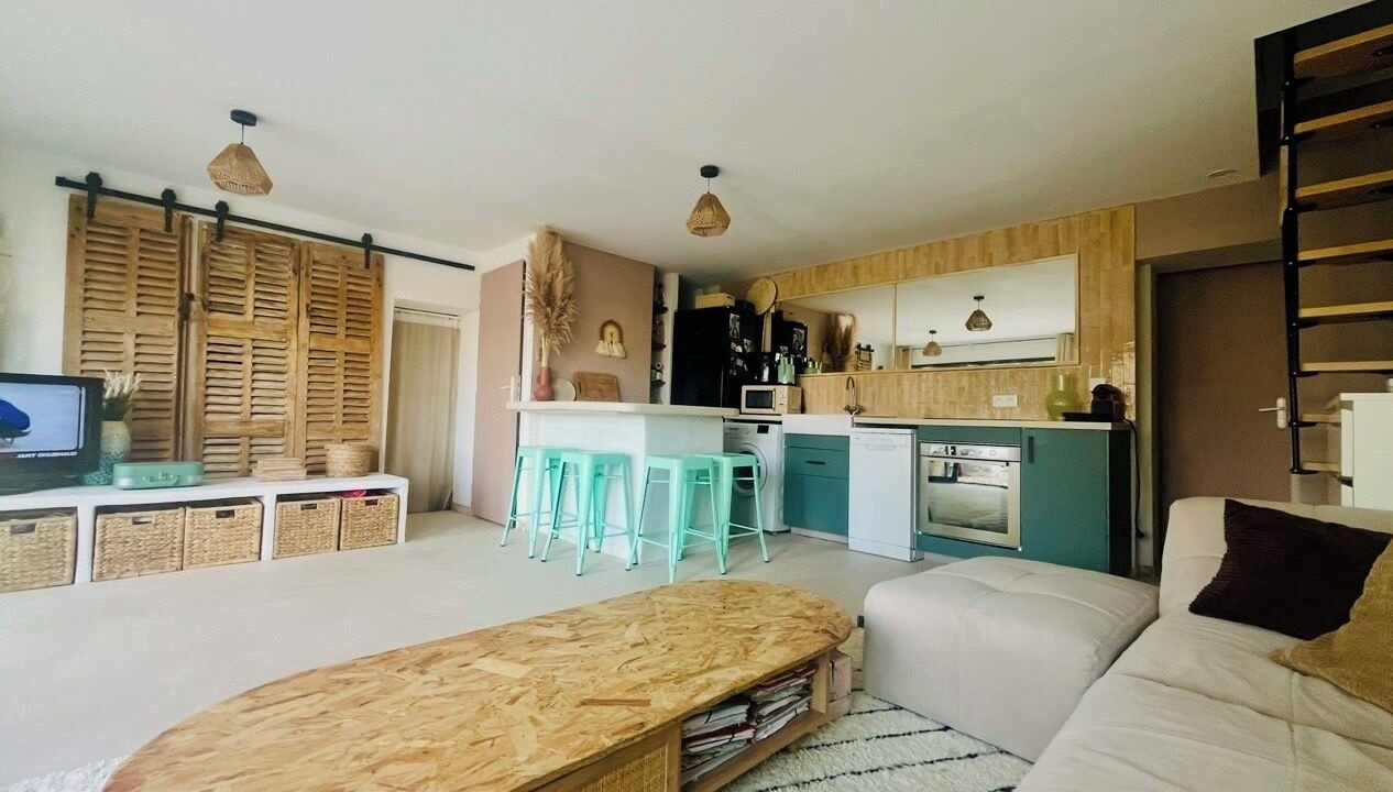 Photo of Livingroom in Lambesc