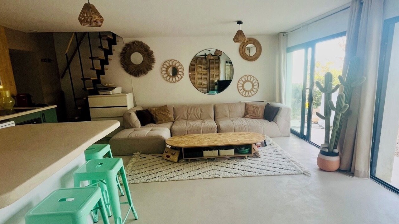 Photo of Livingroom in Lambesc