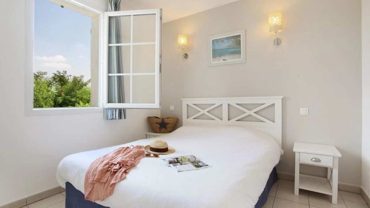 Photo of Bedroom in Cabries