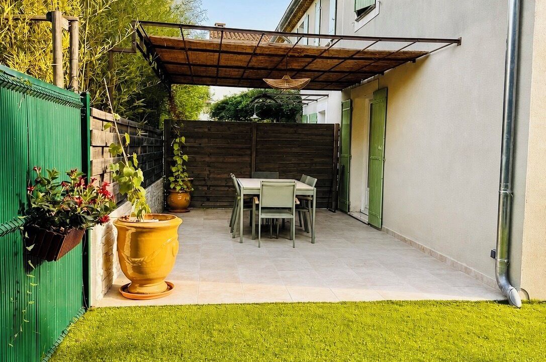 Photo of Outdoor in Molleges