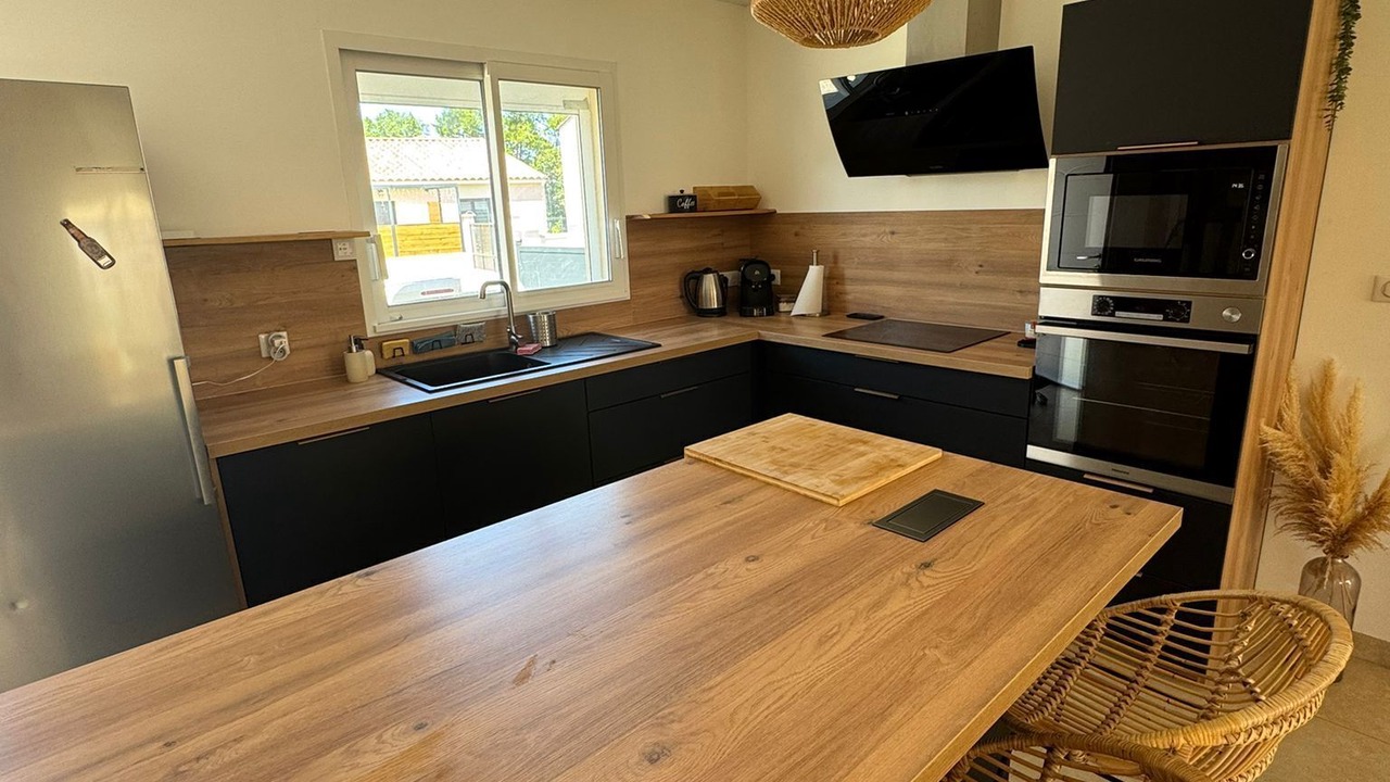 Photo of Kitchen in Raphele-les-Arles