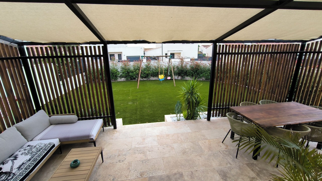Photo of Outdoor in Raphele-les-Arles
